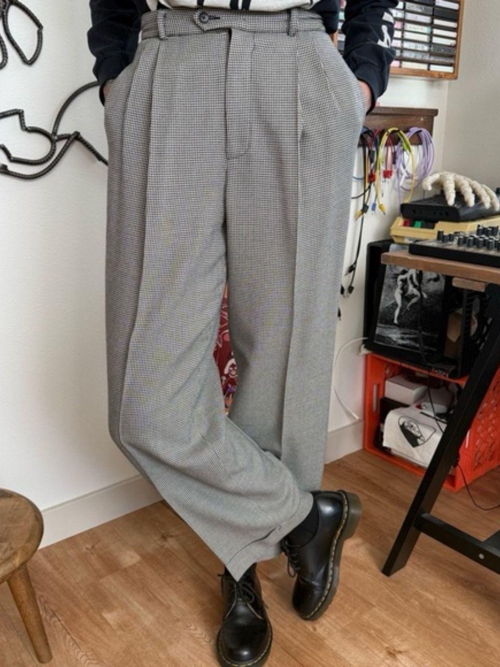 Vintage 90s Banana Republic Houndstooth Wool Pleated Trousers ~ Size 4 / Small